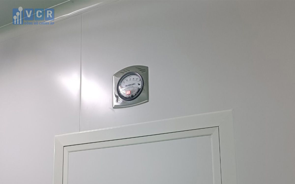 Mua đồng hồ chênh áp cho Pass Box, Air Shower và HEPA Box ở đâu?