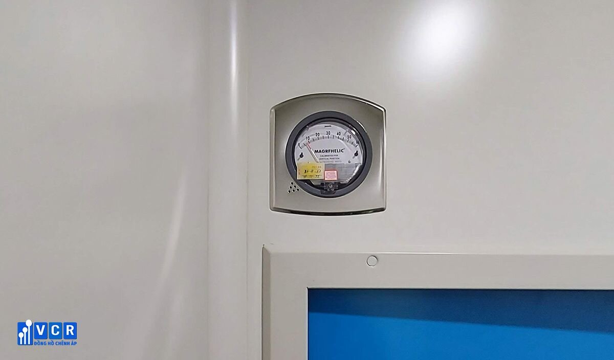 The differential pressure gauge has been calibrated