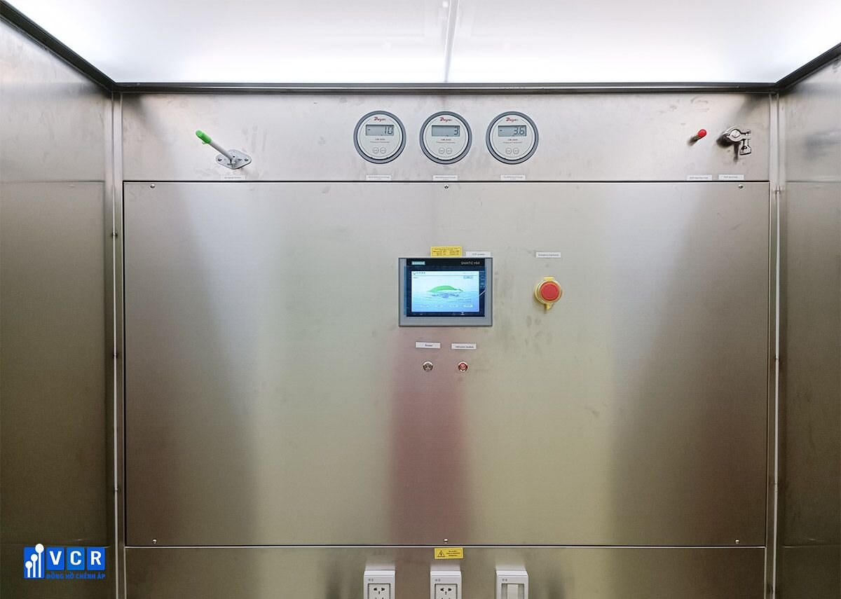 Differential Pressure Gauge in Dispensing Booths