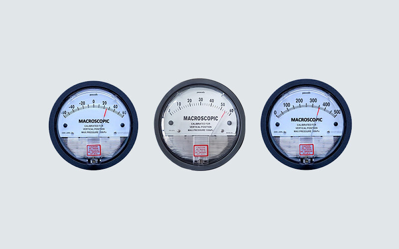 Vệ sinh đồng hồ chênh áp